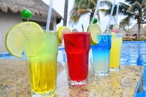Blue Moon Pool Bar - Mia Reef Isla Mujeres - All Inclusive - Isla Mujeres, Cancun, Mexico